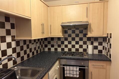 Kitchen 2.jpg
