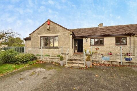 3 Bedroom Detached in BA6 8LR