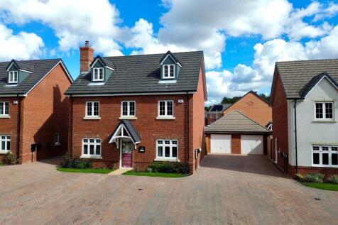 WhatsApp Image 2025-09-09 at 18.14.18_46879169.jpg