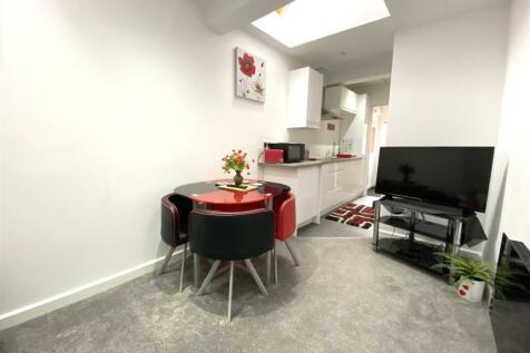 Cosy Corner (7).jpeg