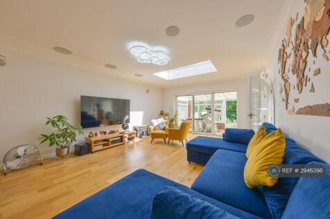 Napsbury Lane, St Albans, AL1 photo 3