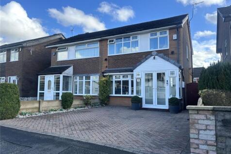 Oldham, OL9 - property photo