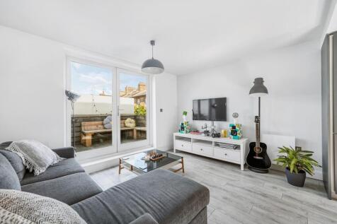 TFF - 82 Glenthorne Road-3.jpg