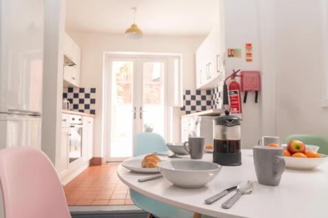 5-bed house on Cheyney Road, Chester, Cheshire, CH1, £737/mo