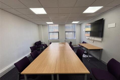 Office to rent Image 5