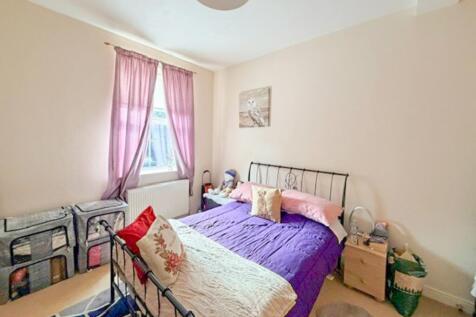 1 Newby House, Newby Drive, Cross Hills BD20 7EG photo 4