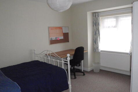 & 16  Looe Road, Ideal for 8 Student Sharers, St Davids, Exeter photo 4