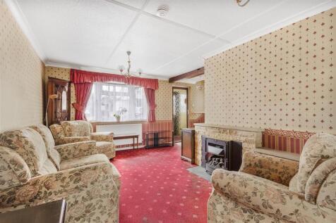 Living Room / Dining Room