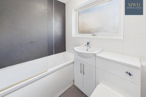 Ivanhoe, East Kilbride, G74 photo 3