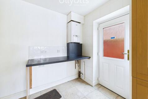 Kitchen/ utility ...