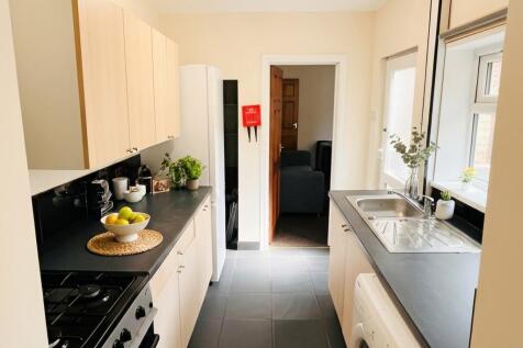 32 Eagle Street, Leamington Spa photo 4
