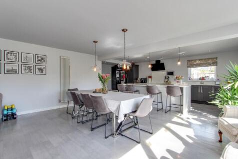 Kitchen/Dining/Family Room