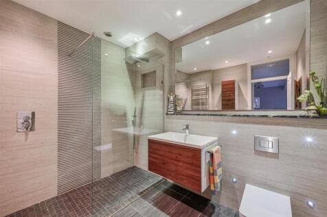 ALEXANDRA ROAD (19).jpg