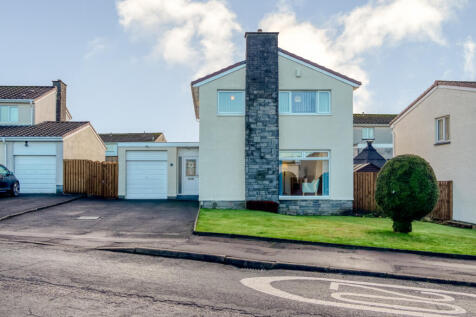 4 Bedroom Detached Villa