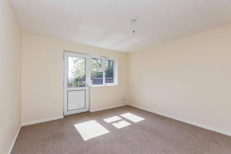 Humber Gardens, Bursledon, Southampton, Hampshire, SO31 photo 4