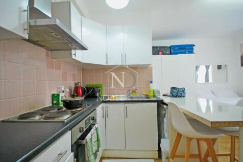 STUDIO FLAT IN HOUNSLOW