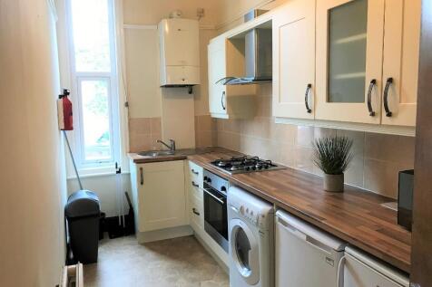 3-bed flat on £132 pppw inc. 3 bills - Flat 2, 299 Upper Brook Street, Manchester, Greater Manchester, M13, £572/mo
