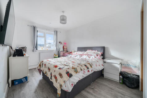 1389029-11-693ac1...