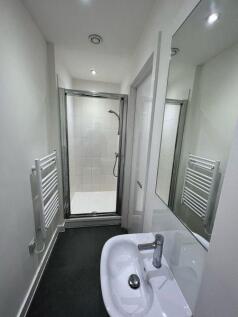 Shower room.jpg