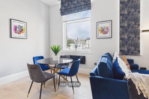 Kitchen/Living area