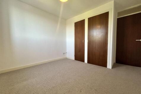 BEDROOM 2.jpeg
