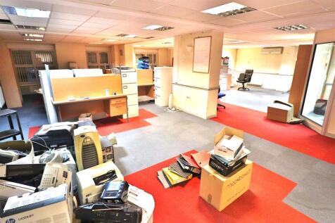OPEN PLAN RECEPTION/OFFICE SPACE