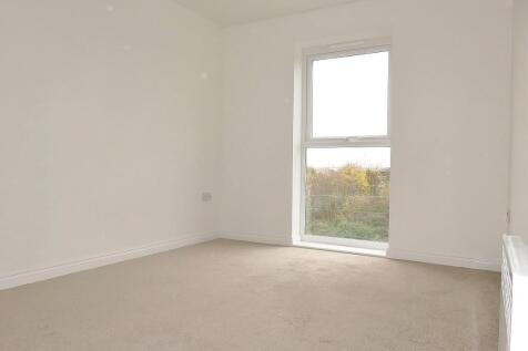 Dock Road, Tilbury, Essex, RM18 photo 5