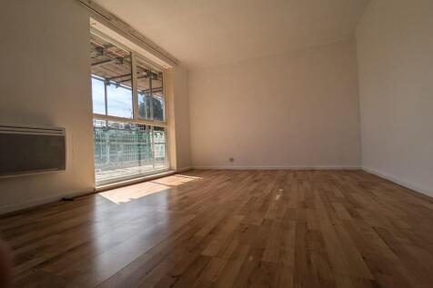 WhatsApp Image 20...