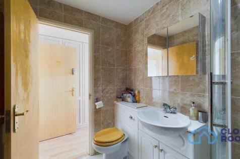 maritime-quay-e14-3qe-1022984