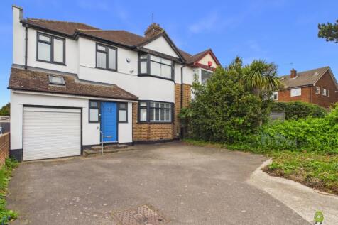 Presented by Clinton at EweMove Bexleyheath and Da