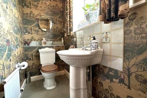 Ground Floor W.C 139