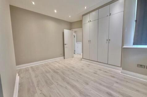 Davidson Frost-Wellings, DFW Hale Grove Gardens, B