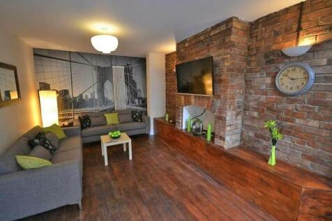 7-bed semi-detached on Allington Avenue, Lenton NG7, £4,853/mo