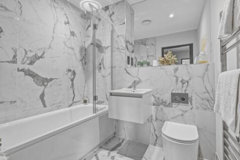 Apt 1 Bathroom