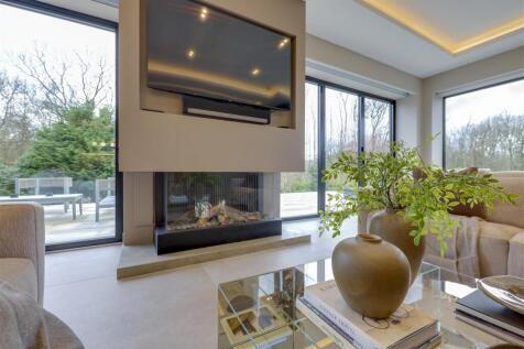 The Farmhouse - Feature Fire