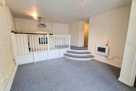 Flat 3 open plan liv