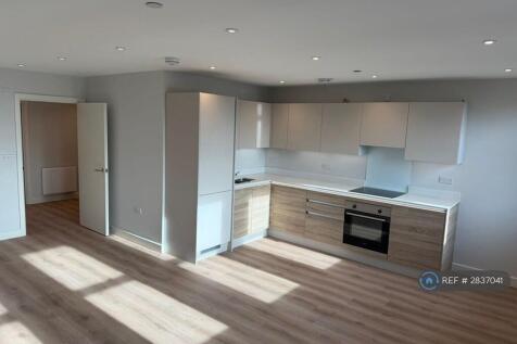 Kitchen &amp; Living Room