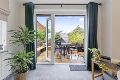 Living/Patio