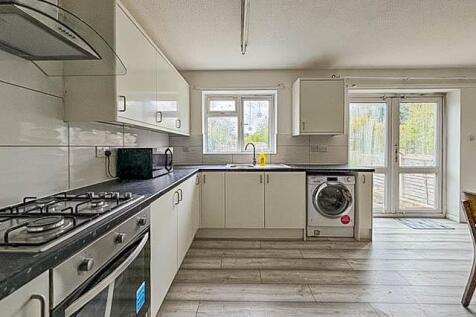 kitchen 1.jpg