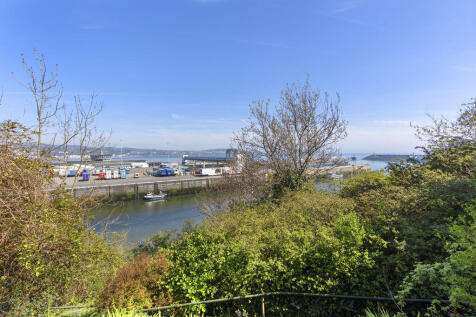 16 Fort William