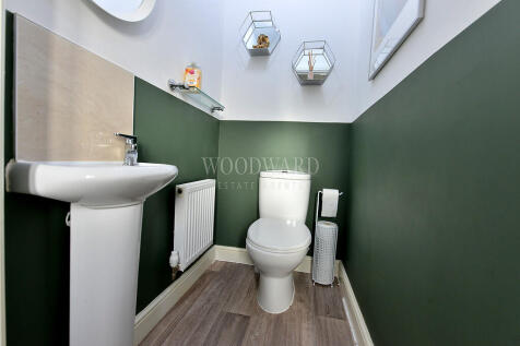 Cloakroom/WC