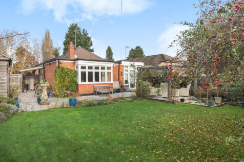 1380699-8-6915ca6...