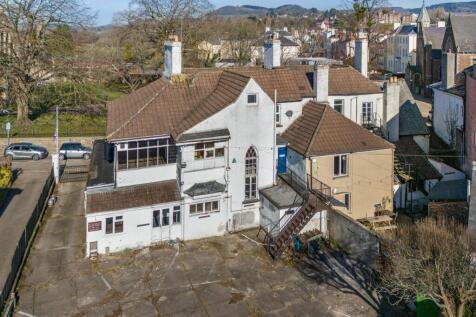 Monmouth Conservative Club, 15 Whitecross Street, Monmouth, NP25 3BY