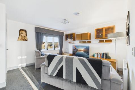 CAM04201G0-PR0122-STILL005