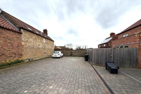 The Bell Inn, 3a and 3b Far Lane, Coleby, Lincoln LN5 0AH