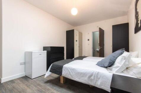 room-2-126-uxbridge-road-w12-8aa-994017