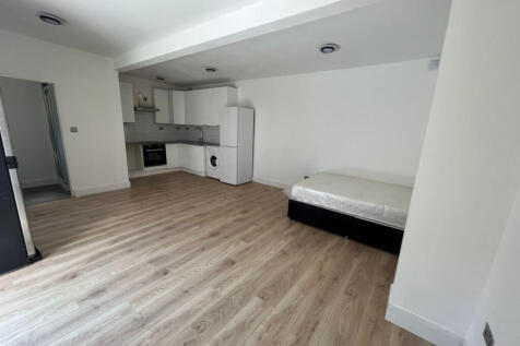 GROSVENOR ROAD, DAGENHAM, RM8 photo 5