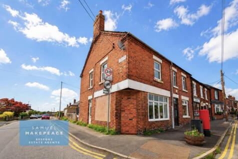 Well Presented Two Bedroom Ground Floor Flat