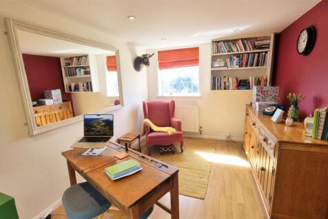 Shared Reception Room