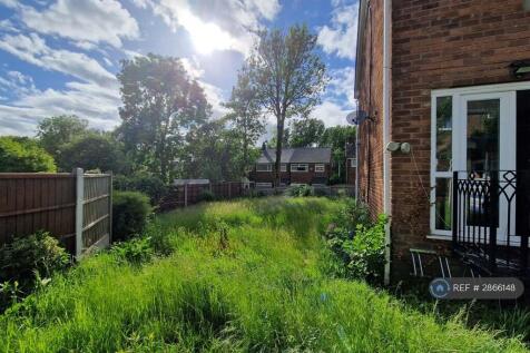 Jackson Gardens, Manchester, M34 photo 3